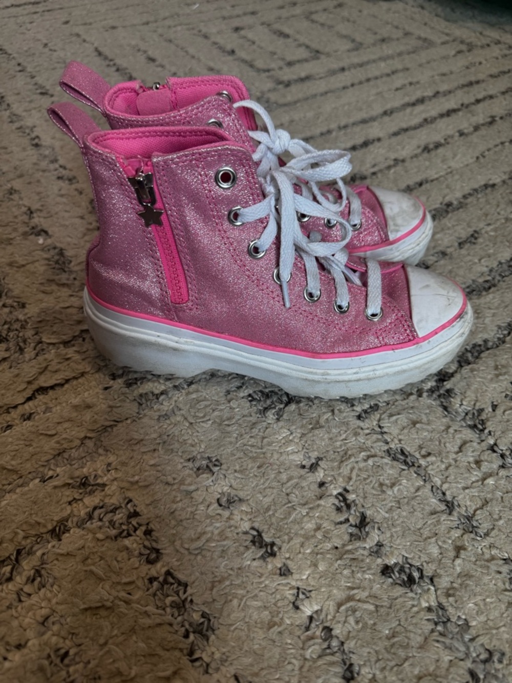 Converse Kids Girls Platform Lugged Pink Size 2.5 VGUC - Picture 2 of 6